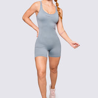 Enterizo seamless, color gris con ajuste perfecto en cintura.