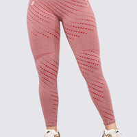 LEGGINGS SEAMLESS DE COLOR ROJO, CON EFECTO PUSH UP, MOLDEA TU FIGURA.