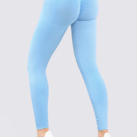 LEGGINGS PUSH UP AZUL CLARO SIN COSTURAS, PRETINA ALTA DE COMPRESIÓN ABDOMINAL Y AJUSTE PERFECTO PARA ENTRENAR.