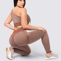 TOP ANIMAL PRINT CAFÉ ESCOTE ASIMÉTRICO RVC