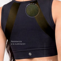 TOP DEPORTIVO NEGRO CON MALLAS ESTRATÉGICAS RVC