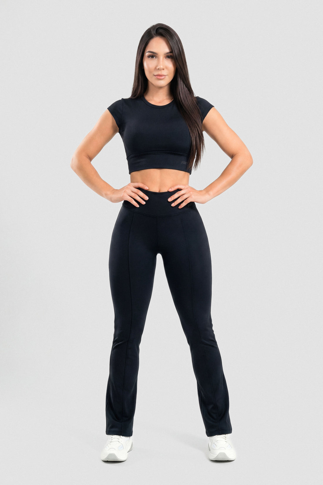 LEGGINGS BOTA RECTA NEGRO TALLE ALTO RVC