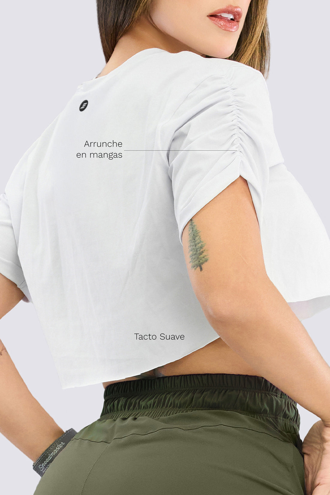 CAMISETA CROP BLANCA RVC