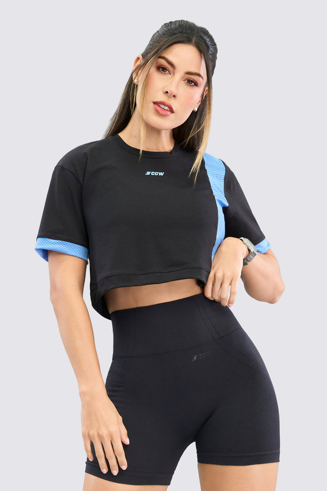 BLUSA  NEGRA CUELLO REDONDO RVC