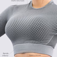 BUZO GRIS AJUSTADO Y TEXTURIZADO RVC