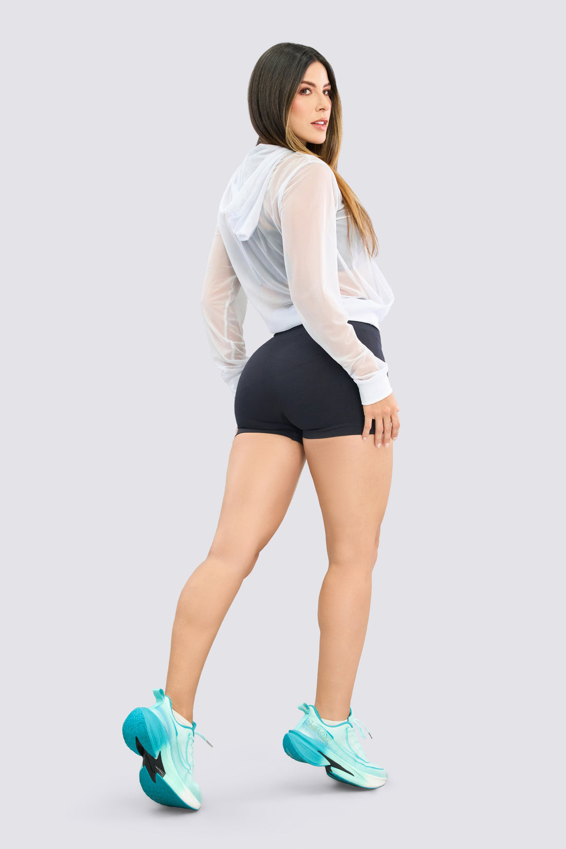 BUZO BLANCO EN MALLA RVC