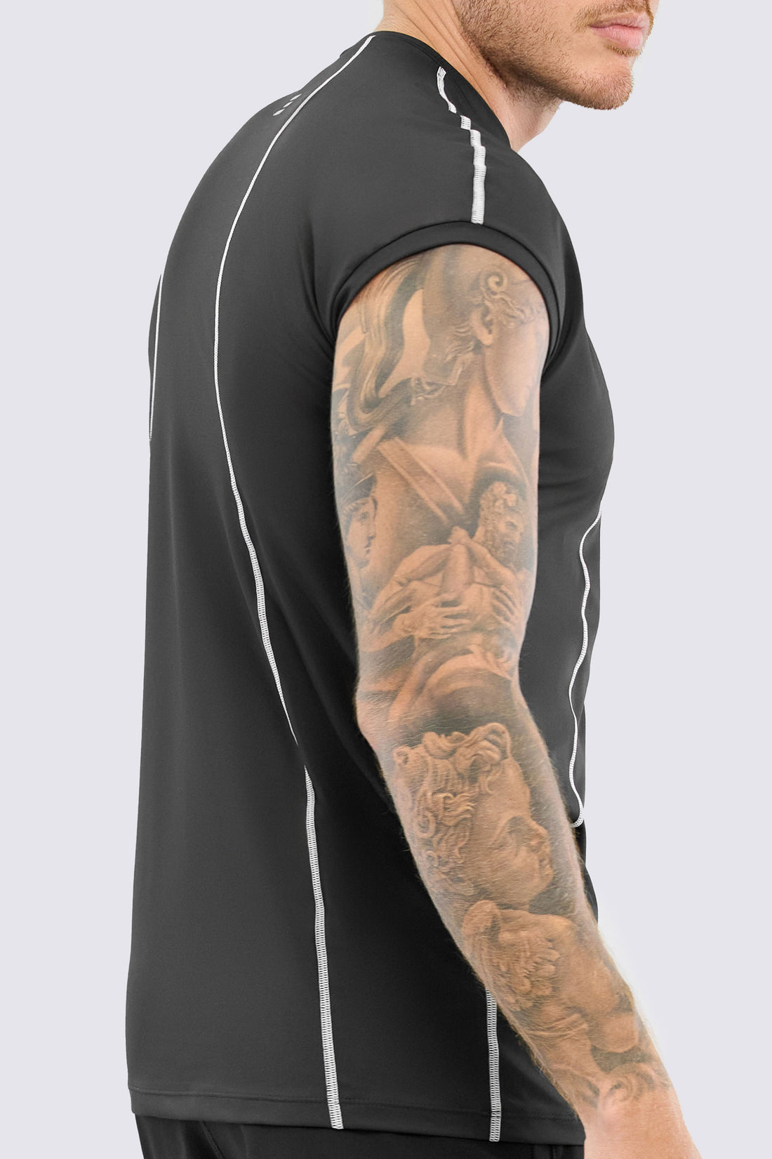 CAMISETA DEPORTIVA HOMBRE GM23Q224-M2NG UBL