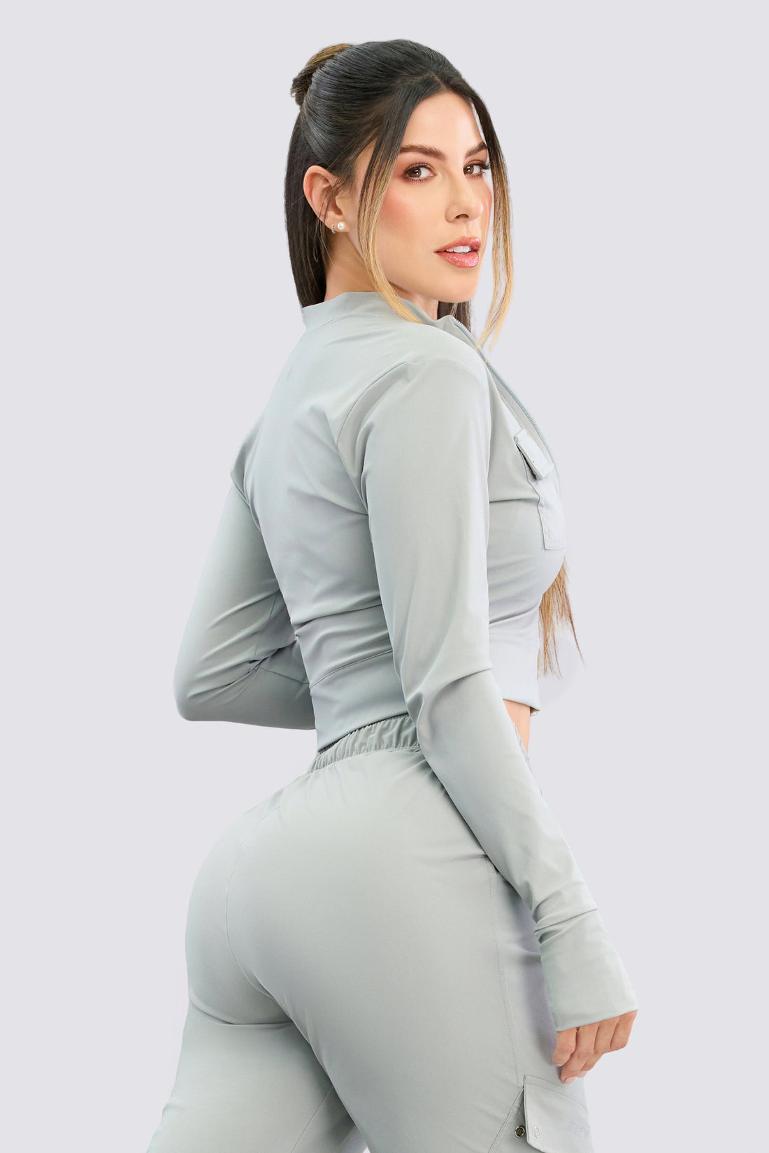 CHAQUETA CIERRE FRONTAL RVC