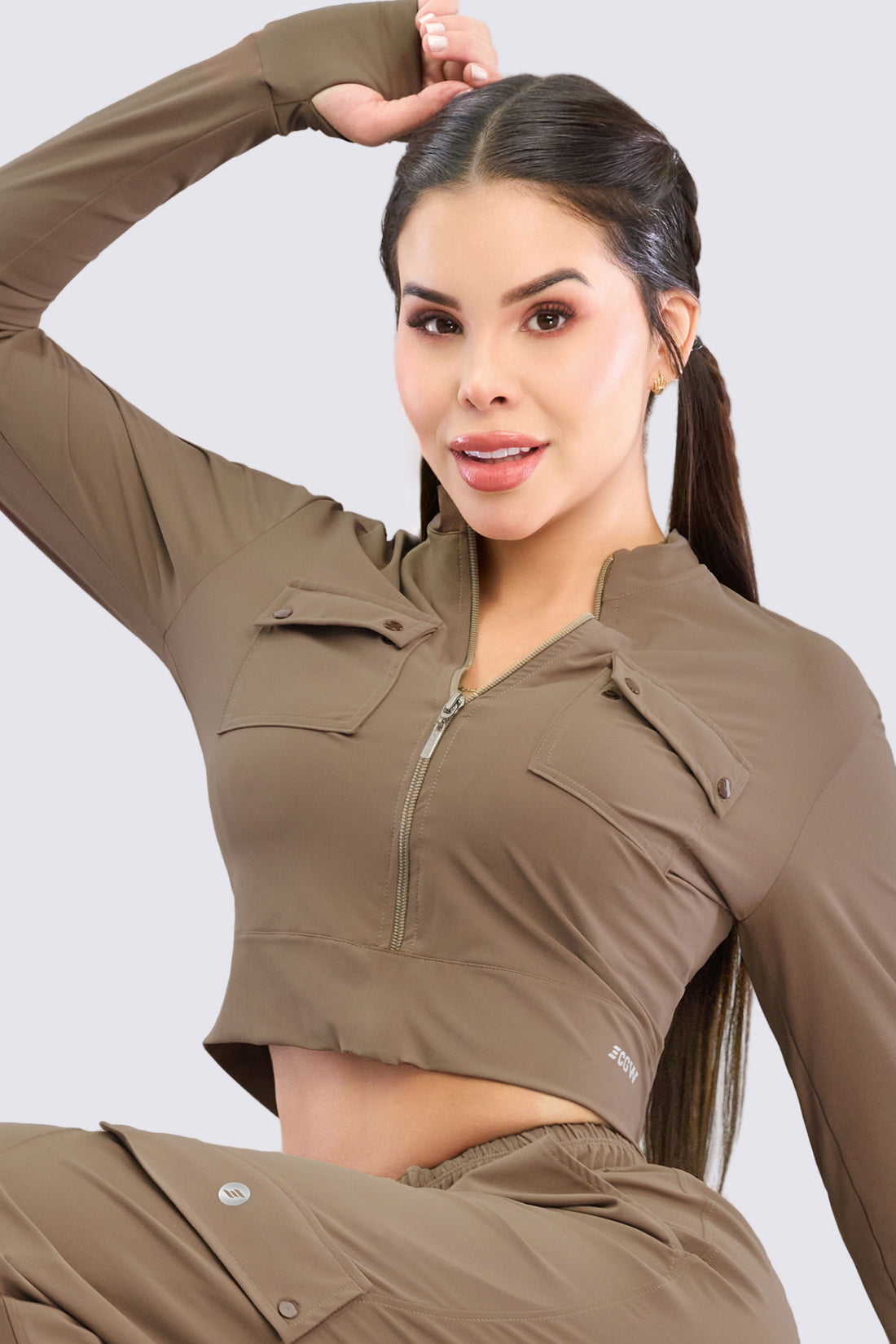 CHAQUETA CHOCOLATE CIERRE FRONTAL RVC