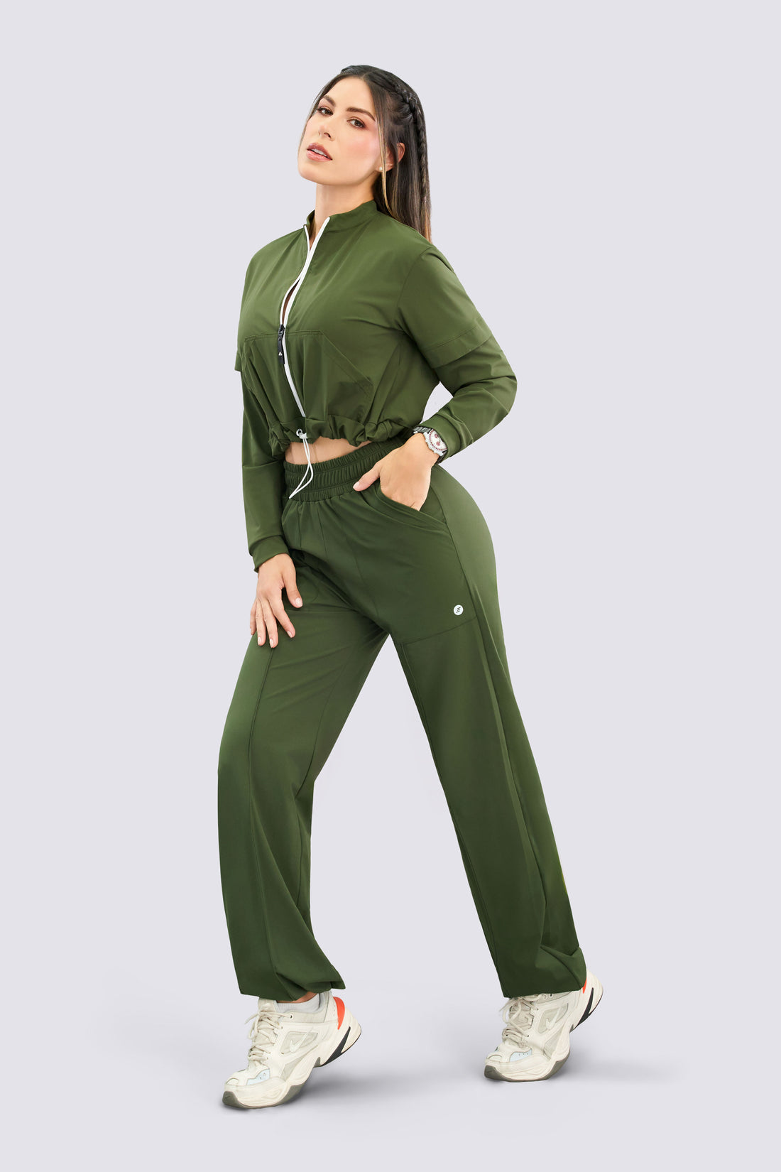 JOGGER CONFORT VERDE MILITAR RVC