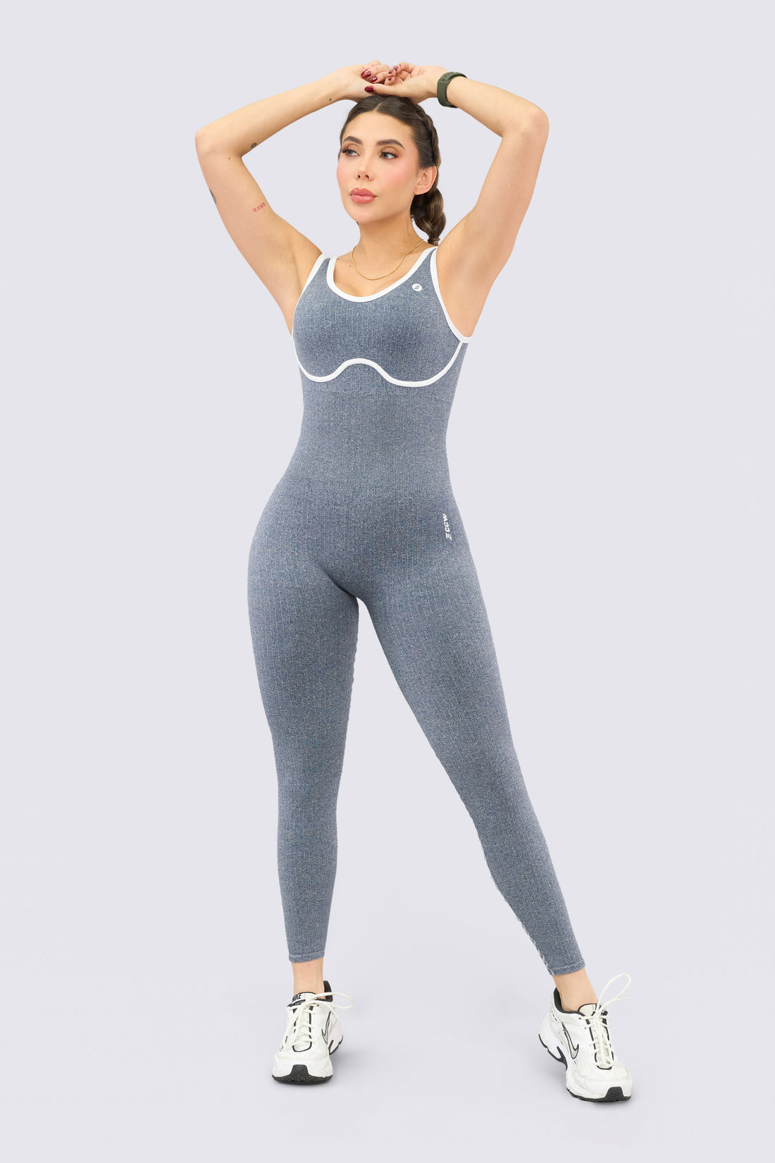 ENTERIZO SEAMLESS AZUL CON  VENAS EN CONTRASTE RVC