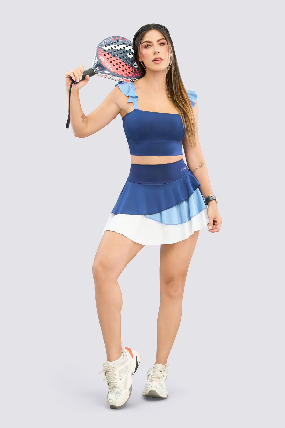 TOP CROP AZUL MARINO CON VOLANTES CELESTES RVC