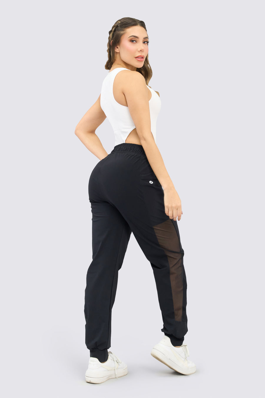 JOGGER NEGRO GF10Q3T325-M10NG MAX