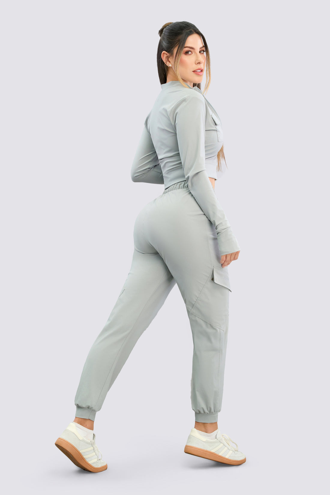 JOGGER AJUSTE CÓMODO RVC