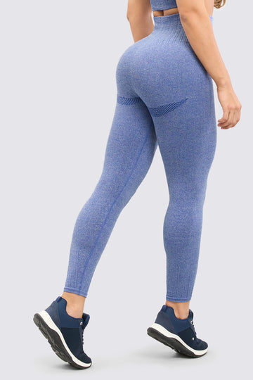 LEGGINGS COLOR AZUL SEAMLESS, CON TECNOLOGÍA QUE ESCONDE CELULITIS, TALLE ALTO, PERFECTO PARA CUALQUIER ACTIVIDAD DEPORTIVA. 