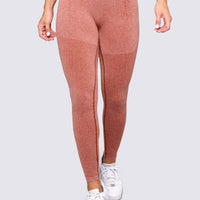 LEGGINGS SEAMLESS COLOR TERRACOTA, REALCE DE COLA Y PROTECCIÓN UV