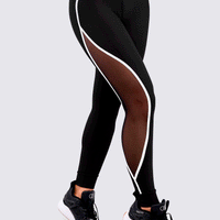 LEGGINGS COLOR NEGRO, CON DISEÑO LATERAL DE MALLA Y VENAS BLANCAS. 
