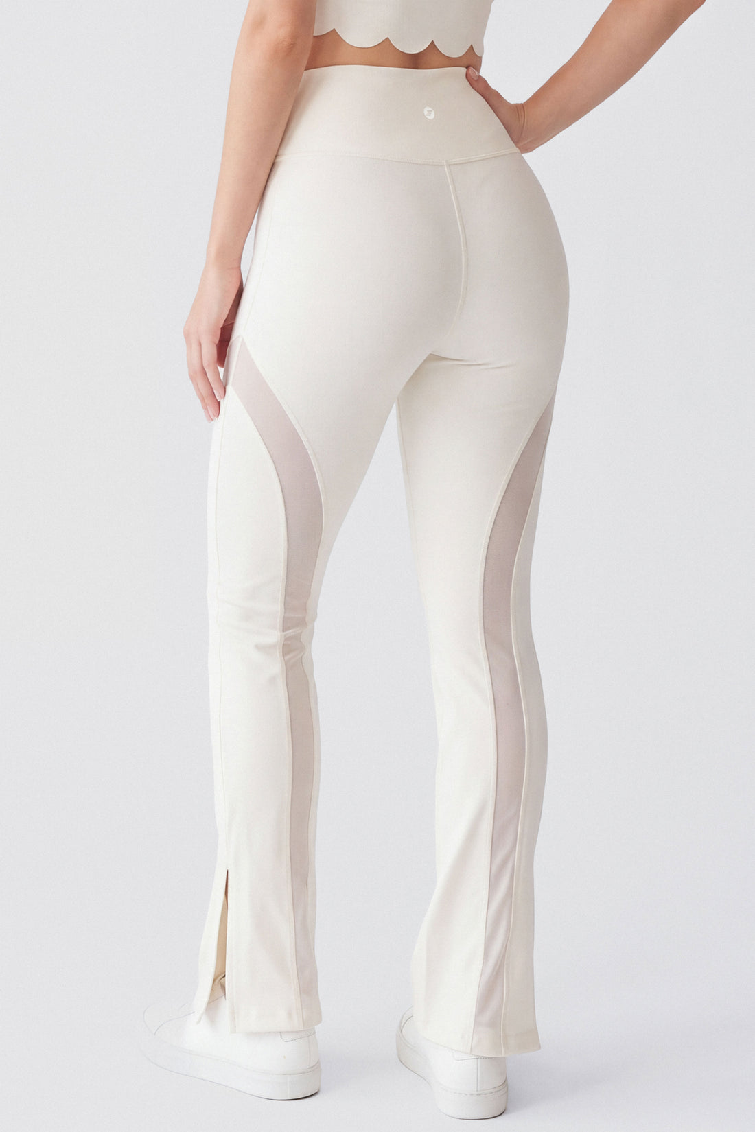 LEGGINGS FLARE TIRO ALTO MARFIL PPC