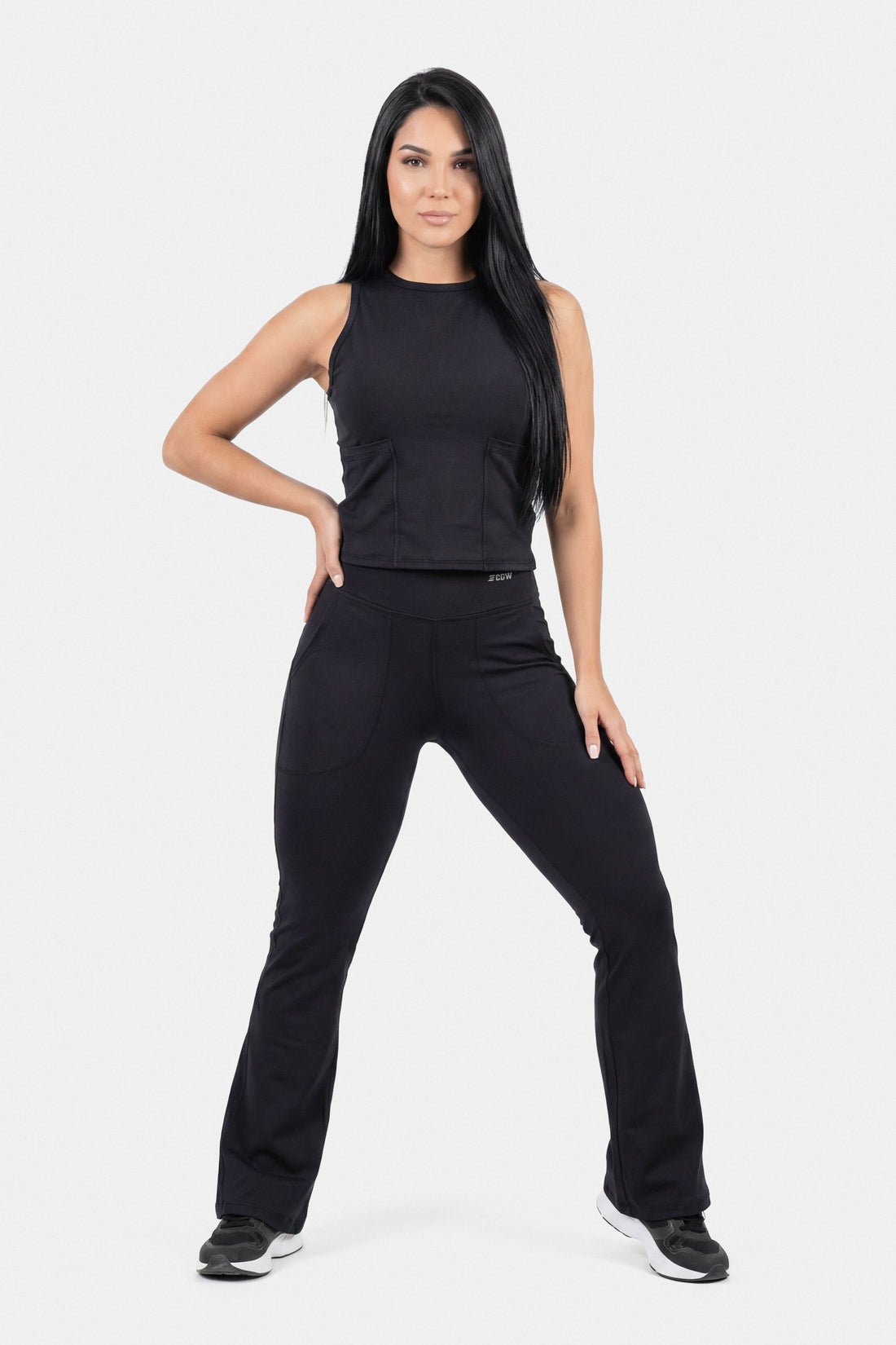 ESQUELETO NEGRO CUELLO REDONDO RVC