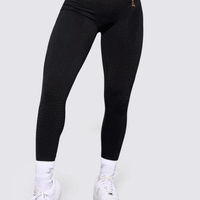 LEGGINGS SEAMLESS COLOR NEGRO,  CON COMPRESIÓN MUSCULAR Y PROTECCIÓN UV. 