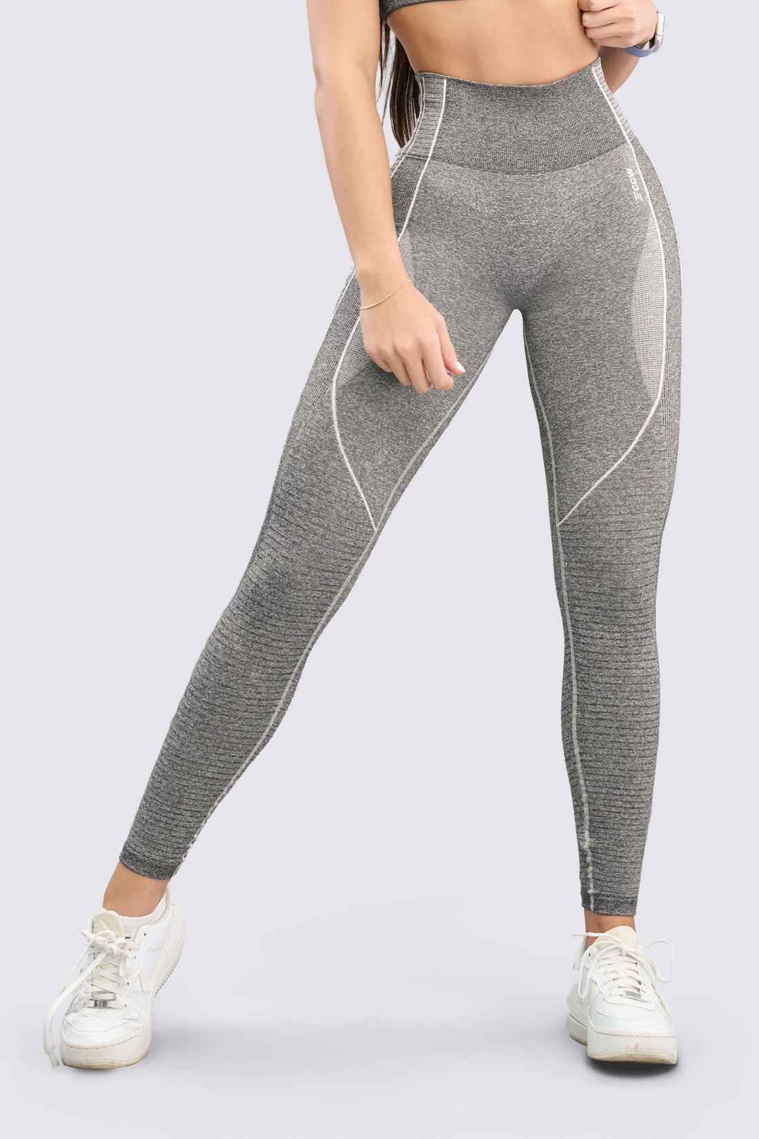 LEGGINGS SEAMLESS EFECTO MOLDEADOR BLANCO RVC