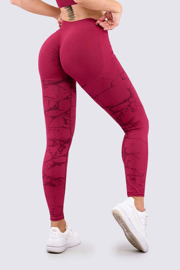 LEGGINGS SEAMLESS COLOR ROJO VINO PARA MUJER, CON ARRUNCHADO EN COLA. 