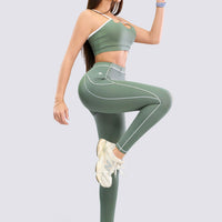 LEGGINGS VERDE CON DETALLES AL CONTORNO RVC