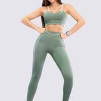 LEGGINGS VERDE CON DETALLES AL CONTORNO RVC