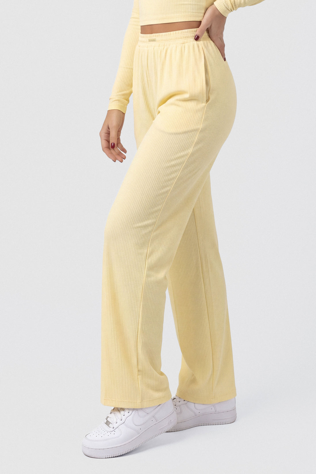 PANTALÓN CONFORT AMARILLO MANTEQUILLA PPC