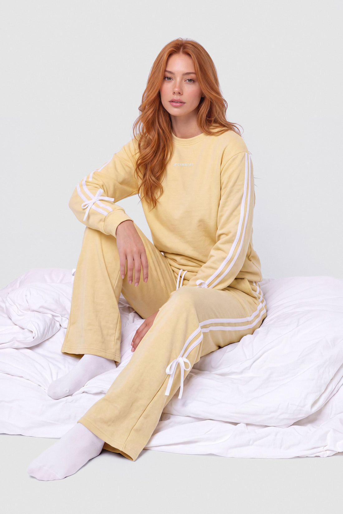 PANTALÓN CONFORT AMARILLO MANTEQUILLA FRANJAS LATERALES PPC