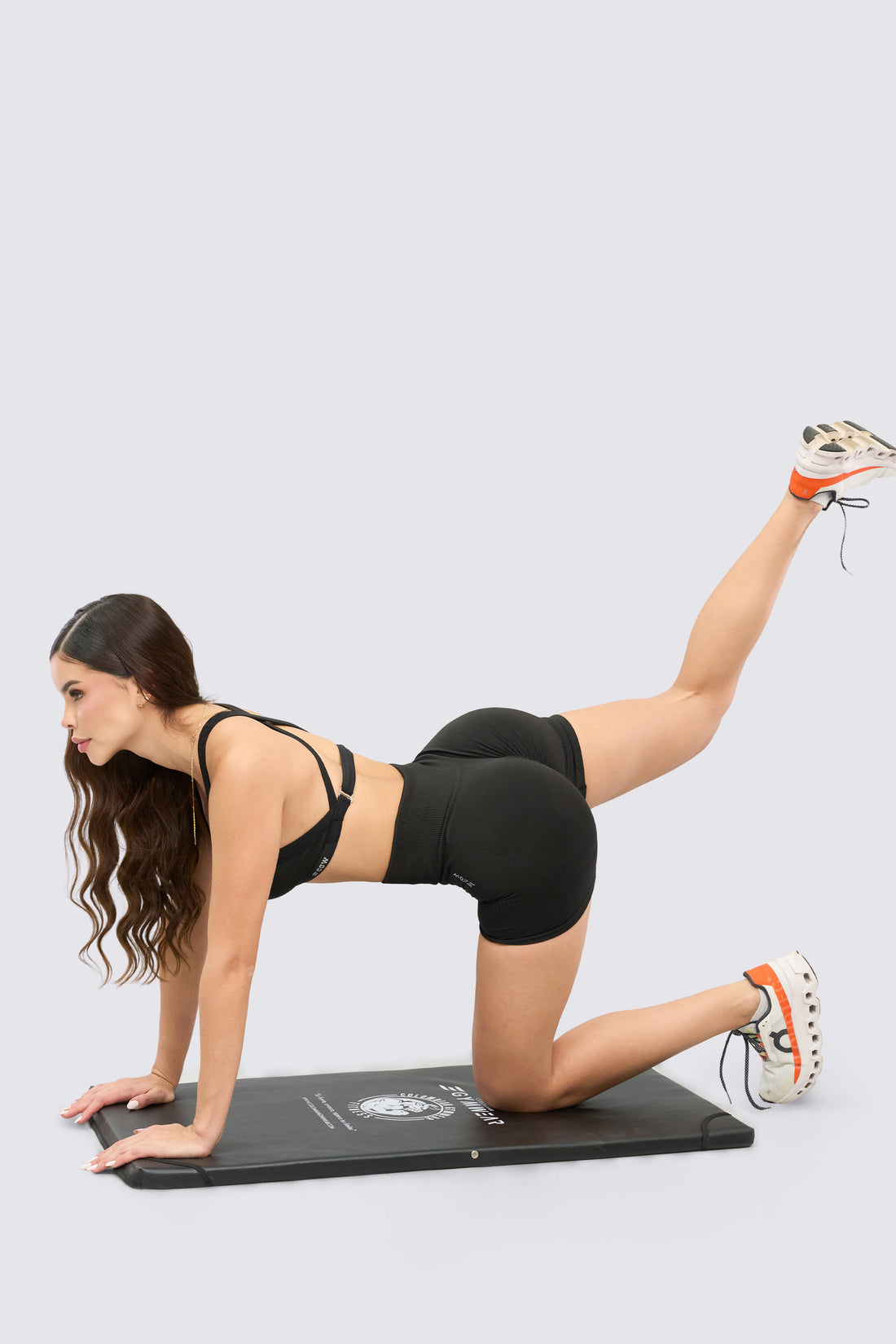 SHORT SEAMLESS GF09Q3T325-S21NG MAX