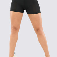 Short deportivo de mujer color negro, perfecto para running o training.