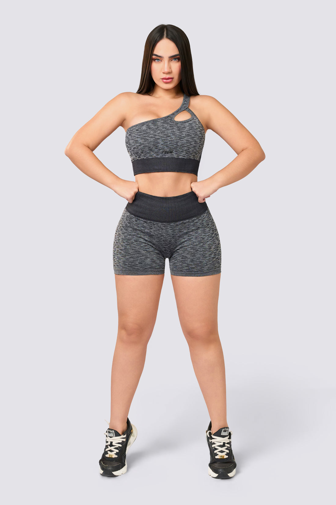 SHORT PUSH UP NEGRO ANIMAL PRINT RVC