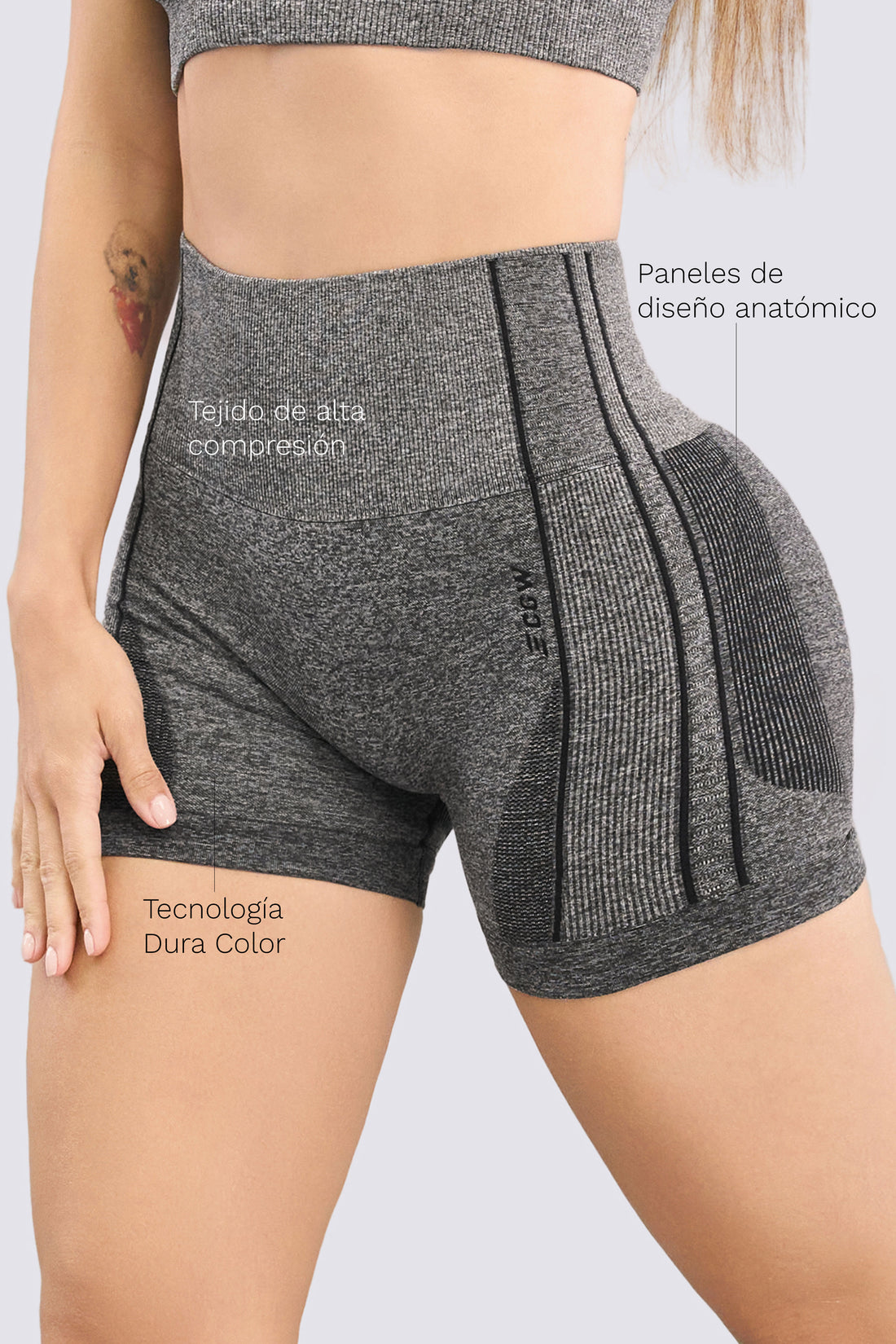 SHORT SEAMLESS EFECTO MOLDEADOR NEGRO RVC