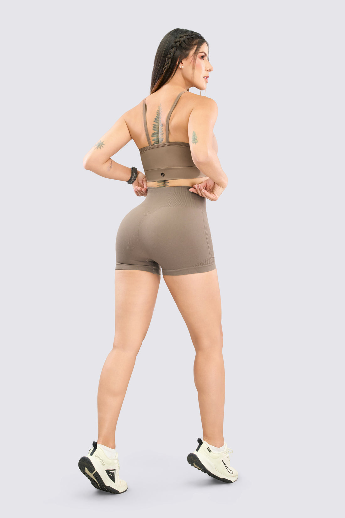 SHORT MOCCA PRETINA ALTA  RVC