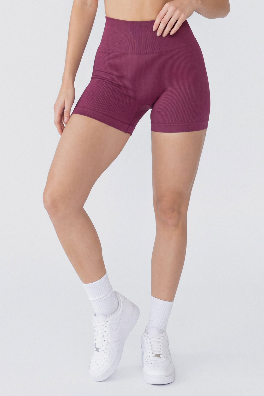 SHORT VINOTINTO TEXTURA ACANALADA PPC