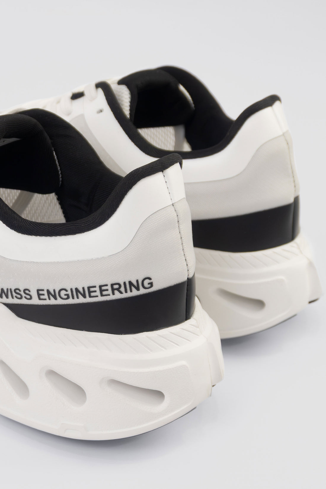 TENIS HOMBRE BLANCOS TRAIL
