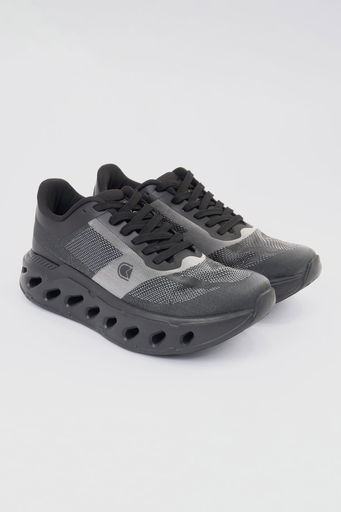 TENIS NEGROS HOMBRE TRAIL