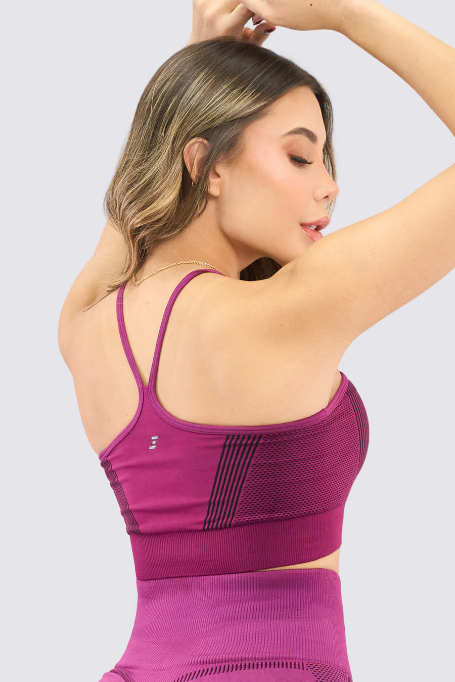 TOP SEAMLESS GF05Q3T125-S14MO MAX