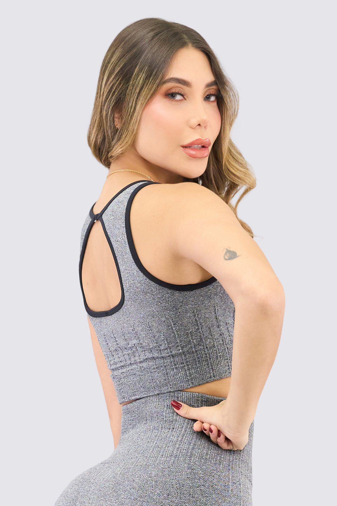 TOP SEAMLESS GF05Q3T325-S16NG MAX