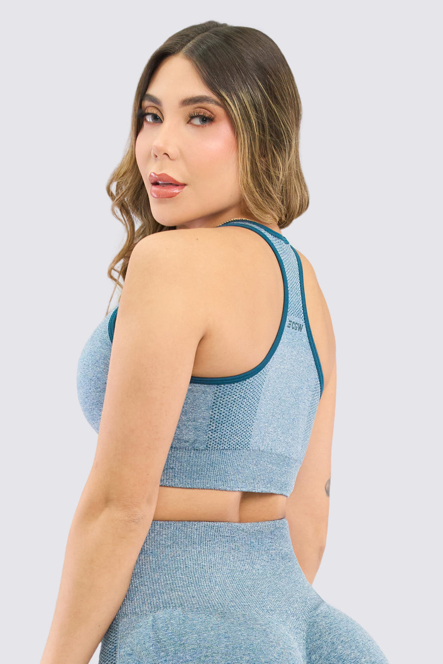 TOP SEAMLESS GF05Q3T225-S6VDJ MAX