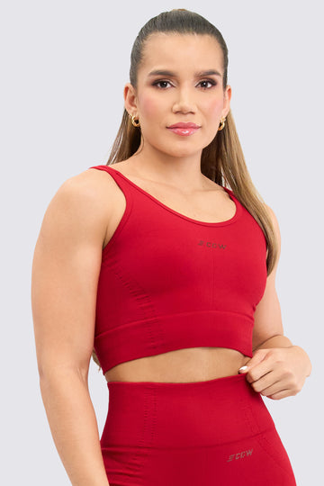 Top seamless color rojo, suave y ultracomodo ya sea para running, yoga, gym o días de descanso.