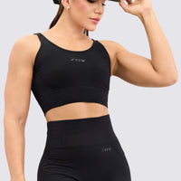 TOP COLOR NEGRO SEAMLESS, DE TIRANTES, TIENE UN AJUSTE PERFECTO. 