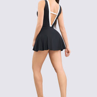 VESTIDO DEPORTIVO CON ESCOTE EN V Y ESPALDA ABIERTA RVC