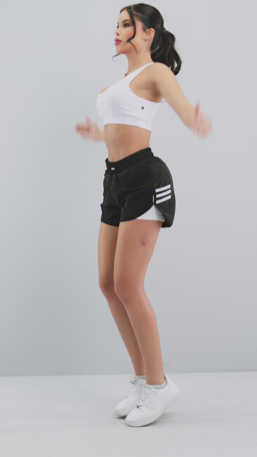 SHORT RUNNING DEPORTIVO GF09Q225-M26NG OPM