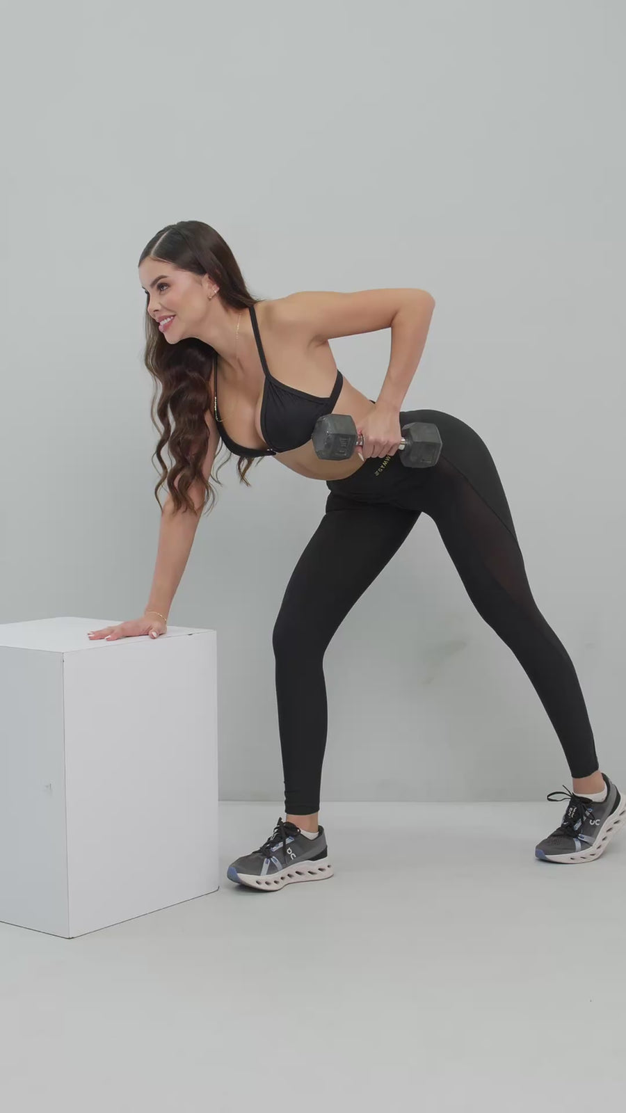 TOP DEPORTIVO GF05Q124-M7NG MAX