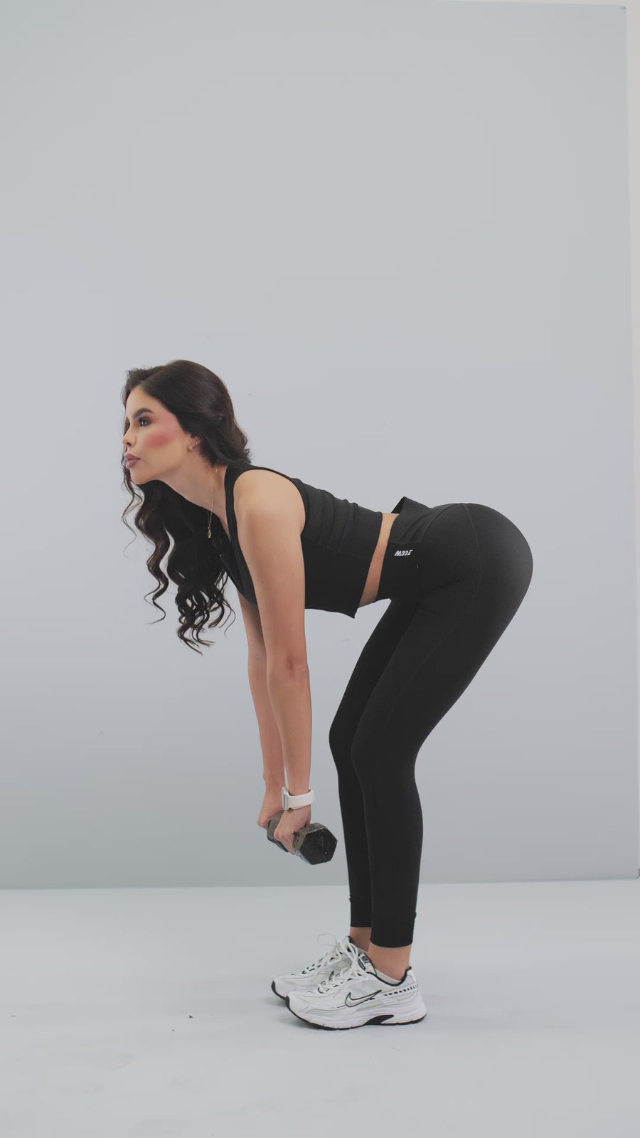 CROPTOP DEPORTIVO GF22Q3T325-M5NG MAX